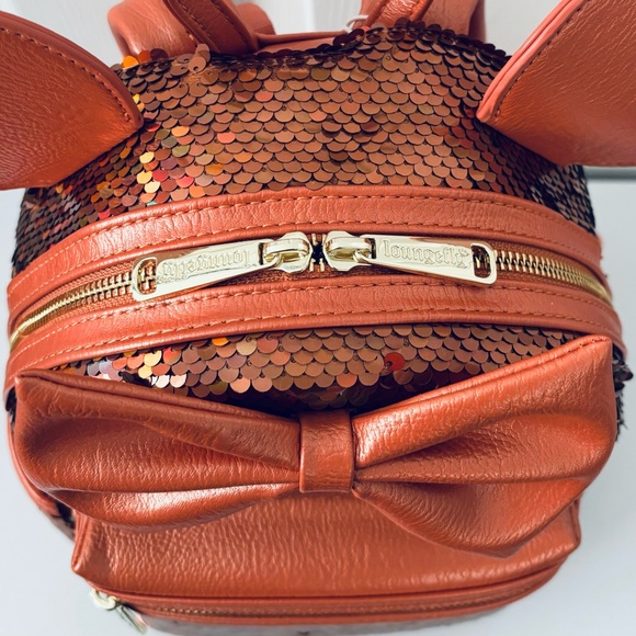 Loungefly Minnie Mouse Sequined Mini Backpack Peach Punch & Ears Headband - Picture 7 of 11